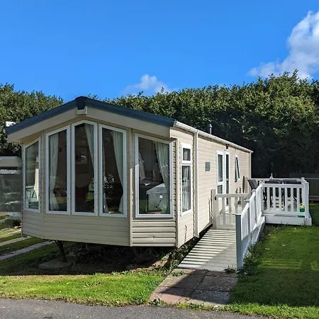 Parkdean Whiteacres Lovely Hidden Gem Caravan Near Newquay Holiday park